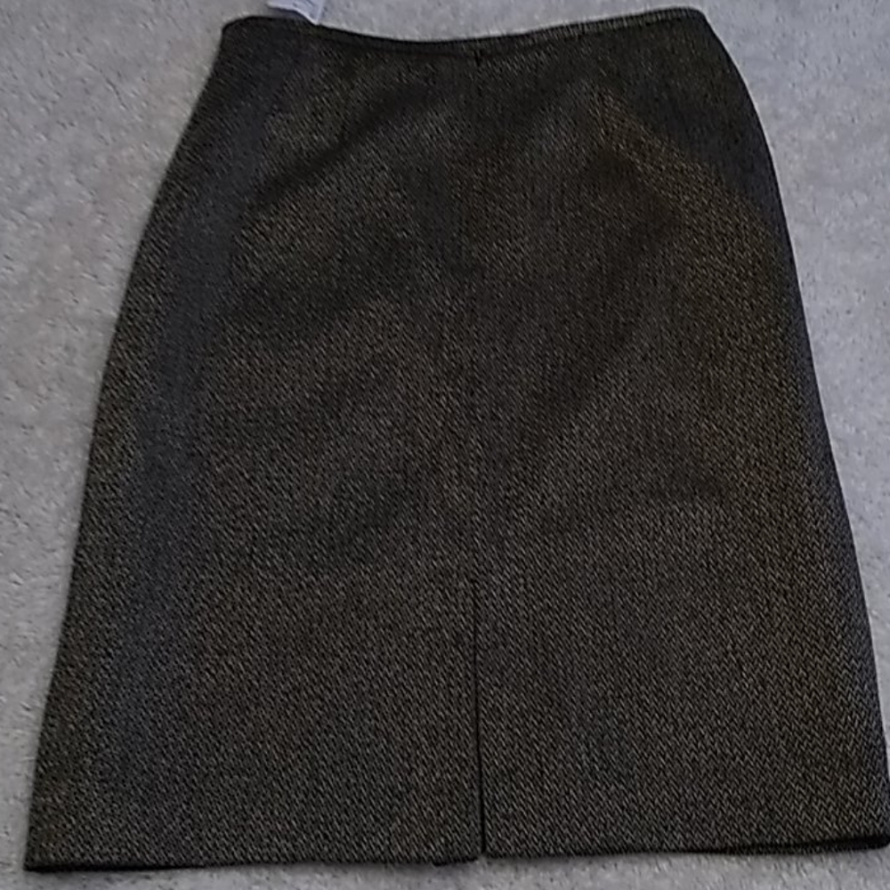 Tahari skirt and Blazer - Picture 11 of 16